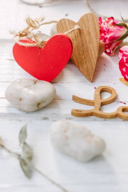 İki kupa ve mesaj aşk