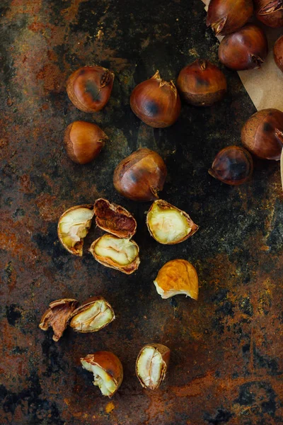 Castanhas assadas peladas — Fotografia de Stock