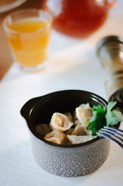 Rus et köfte mantı restorandan aradılar..