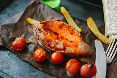 Pişmiş tatlı patates