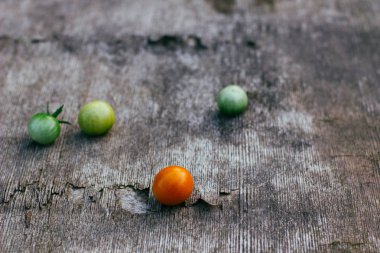 kiraz domates bir rustik ahşap tablo