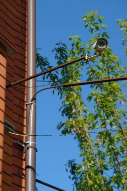 Duvarın dışına CCTV güvenlik kamerası