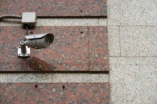 Duvarın Dışına Cctv Güvenlik Kamerası — Stok fotoğraf