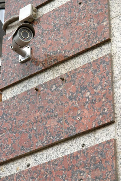 Duvarın Dışına Cctv Güvenlik Kamerası — Stok fotoğraf