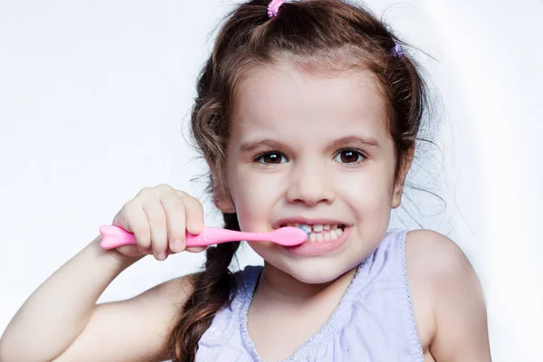 Cuidado Dental Niña Limpiando Los Dientes Con Cepillo Dientes — Foto de Stock