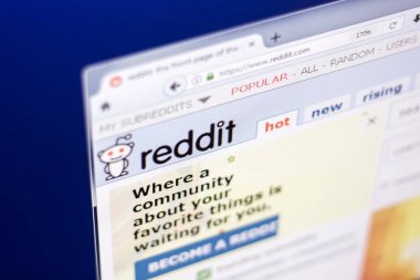 Ryazan, Rusya Federasyonu - 01 Mart 2018 - Ana Pc ekranda popüler servisin Reddit.com