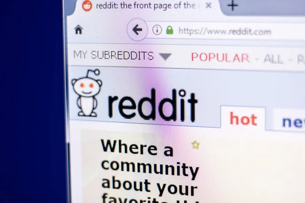 Ryazan, Rusya Federasyonu - 01 Mart 2018 - Ana Pc ekranda popüler servisin Reddit.com