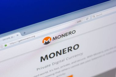 Ryazan, Rusya Federasyonu - 29 Mart 2018 - Pc ekranda, web adresi Monero ana cryptocurrency - getmonero.org