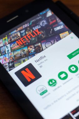 Ryazan, Rusya Federasyonu - 21 Mart 2018 - Netflix mobil uygulaması Tablet Pc ekranda