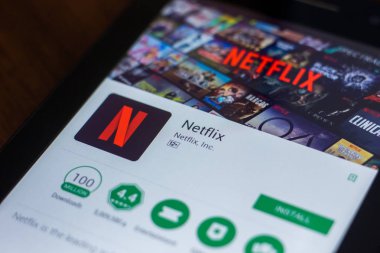 Ryazan, Rusya Federasyonu - 21 Mart 2018 - Netflix mobil uygulaması Tablet Pc ekranda