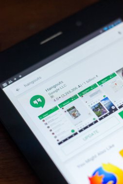 Ryazan, Rusya Federasyonu - 21 Mart 2018 - takıldığı bir yer simgesini mobil uygulamalar listesi