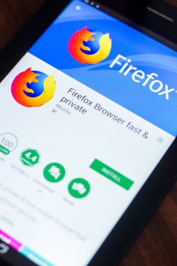 Ryazan, Rusya Federasyonu - 21 Mart 2018 - Mozilla Firefox tarayıcı mobil uygulaması Tablet Pc ekranda.