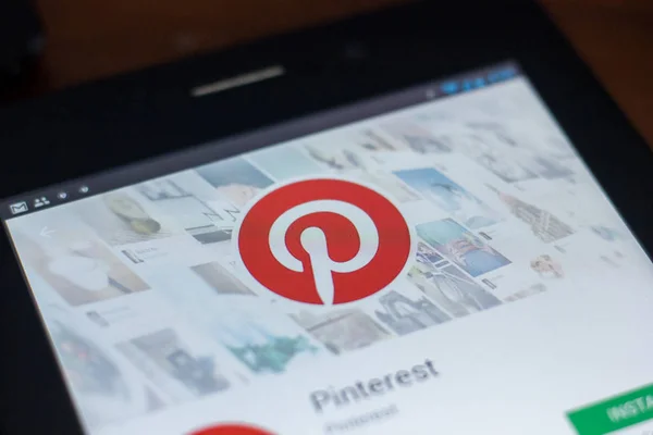 Ryazan Ryssland Mars 2018 Pinterest Mobilapp Displayen Tablet — Stockfoto