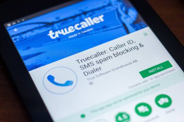 Ryazan, Rusya Federasyonu - 21 Mart 2018 - Truecaller mobil uygulaması Tablet Pc ekranda