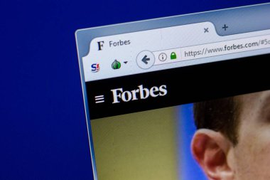 Ryazan, Rusya Federasyonu - 16 Nisan 2018 - Forbes ana Web sitesi Pc, url ekranda - forbes.com