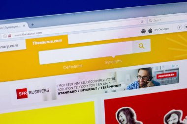 Ryazan, Rusya Federasyonu - 16 Nisan 2018 - Pc, url ekranda eş anlamlılar ana Web sitesi - thesaurus.com