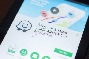 Ryazan, Rusya Federasyonu - 19 Nisan 2018 - Waze mobil uygulaması Tablet Pc ekranda.
