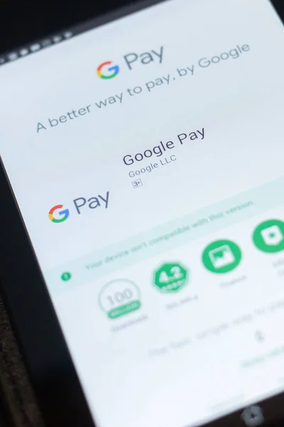 Ryazan, russland - 19. april 2018 - google pay mobile app auf dem display des tabletcomputers. — Stockfoto