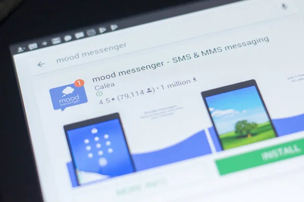 Рязань, Россия - 19 апреля 2018 - Иконка Mood Messenger в списке мобильных приложений . — стоковое фото