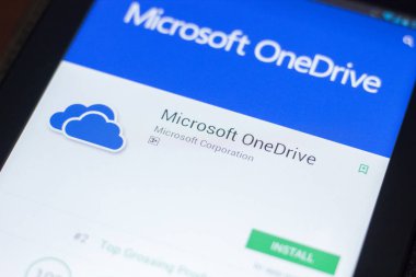 Ryazan, Rusya Federasyonu - 19 Nisan 2018 - Microsoft Onedrive mobil uygulaması Tablet Pc ekranda.
