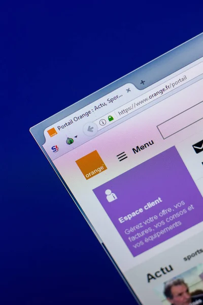 Ryazan, Rusia - 16 April 2018 - Laman web Oranye pada tampilan PC, url - Orange.fr — Stok Foto