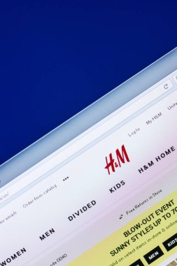 Ryazan, Rusya - 29 Nisan 2018: Hm ana Web sitesi Pc, url - Hm.com görüntüleme