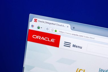 Ryazan, Rusya - 29 Nisan 2018: Oracle ana Web sitesi Pc, url - Oracle.com görüntüleme.
