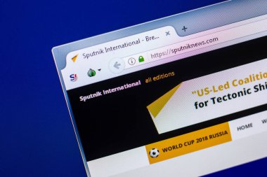 Ryazan, Rusya - 29 Nisan 2018: Sputniknews ana Web sitesi Pc, url - Sputniknews.com görüntüleme.