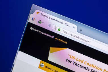 Ryazan, Rusya - 29 Nisan 2018: Sputniknews ana Web sitesi Pc, url - Sputniknews.com görüntüleme.