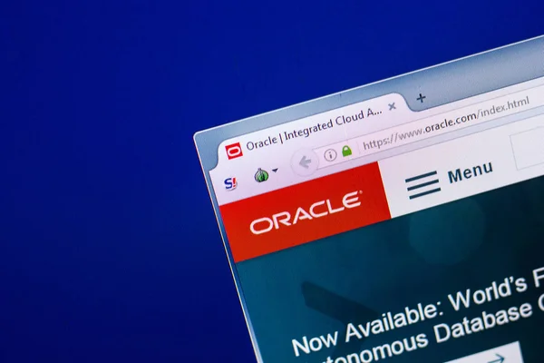 俄罗斯梁赞 2018年4月29日 甲骨文网站主页上的 Oracle Com — 图库照片