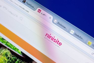 Ryazan, Rusya - 08 Mayıs 2018: Ninisite Web sitesi Pc, url - Ninisite.com görüntüleme