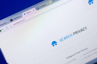 Ryazan, Rusya - 08 Mayıs 2018: Searchprivacy Web sitesi Pc, url - Searchprivacy.co görüntüleme