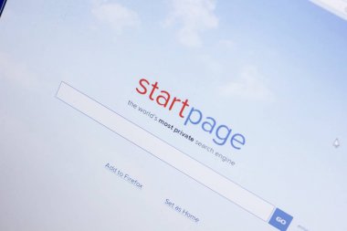 Ryazan, Rusya - 08 Mayıs 2018: Startpage Web sitesi Pc, url - Startpage.com görüntüleme