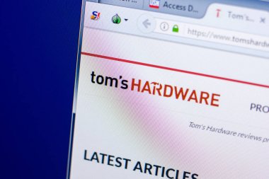 Ryazan, Rusya - 08 Mayıs 2018: Tomshardware Web sitesi Pc, url - Tomshardware.com görüntüleme