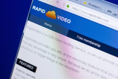 Ryazan, Rusya - 08 Mayıs 2018: Rapidvideo Web sitesi Pc, url - Rapidvideo.com görüntüleme