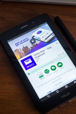 Ryazan, Rusya Federasyonu - 21 Mart 2018 - Yahoo Mail uygulamasını Tablet Pc bir ekranda