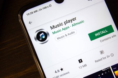 İvanovsk, Rusya-21 Temmuz 2019: akıllı telefonun ekranında müzik çalar uygulaması