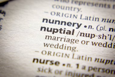 Sözlükte kelime ya da cümle Nikahı