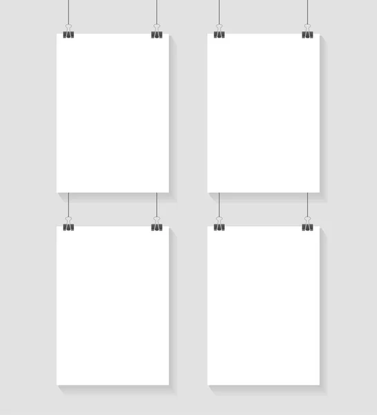 Modelo de vetor de 4 cartaz em clipes. Banner de mockup A4 em branco vertical — Vetor de Stock