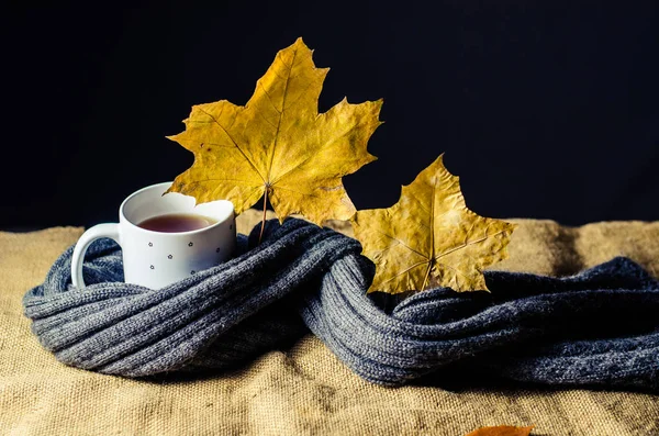 Bir fincan çay.
