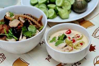 Hindistan cevizi sütü ve fermente soya fasulye sosu çağrı 