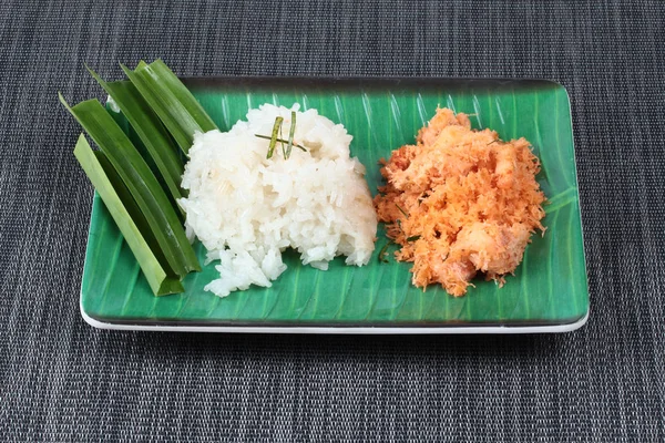 Sticky rice with stir-fried grated coconut,shrimp