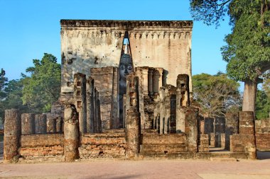 WAT Si dostum Sukhothai tarihi park.