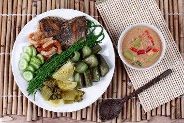 Hindistan cevizi sütü ve fermente soya soslu fasulye, Toa Jiaw kredi.