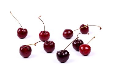 Kiraz Şili ve kalp şeklinde kupa beyaz.