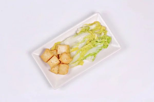 Spicy mixed vegetable salad with sliced Thai white pork sausage — Stock Photo, Image