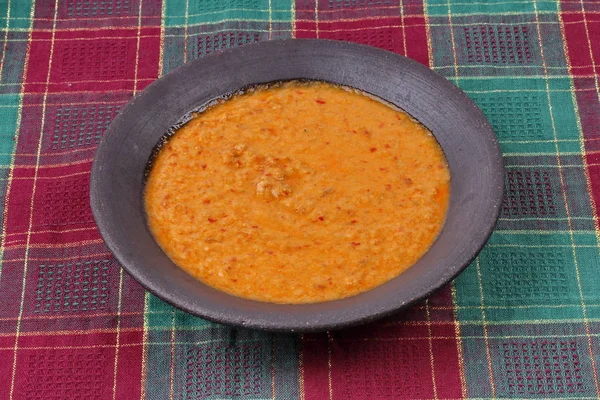 Hal curry, a kókusztej, gyógynövény. — Stock Fotó