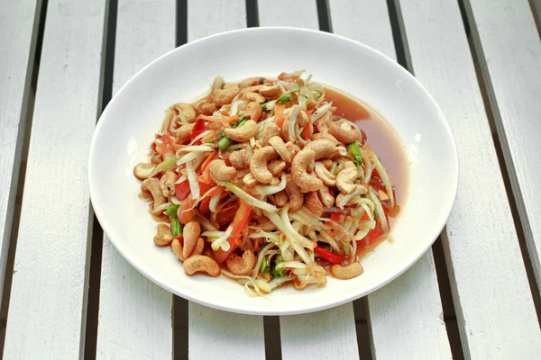 Tayland popüler tarifi, baharatlı ve ekşi karışık sebze salata ile p