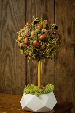 Doğal malzemelerden yapılmış el yapımı ot. 