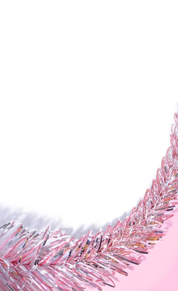 Gümüş ve Noel tinsel arka plan pembe. Şablon zemin f